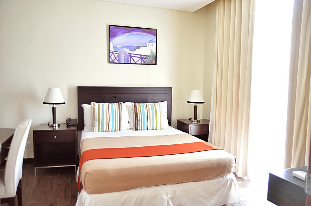 Thunderbird Resorts - Poro Point San Fernando City  Экстерьер фото