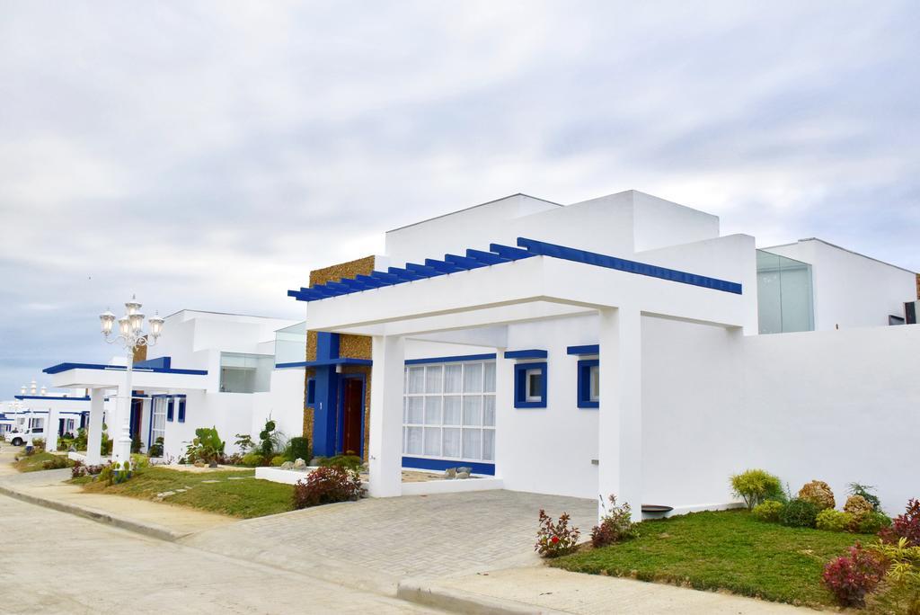 Thunderbird Resorts - Poro Point San Fernando City  Экстерьер фото