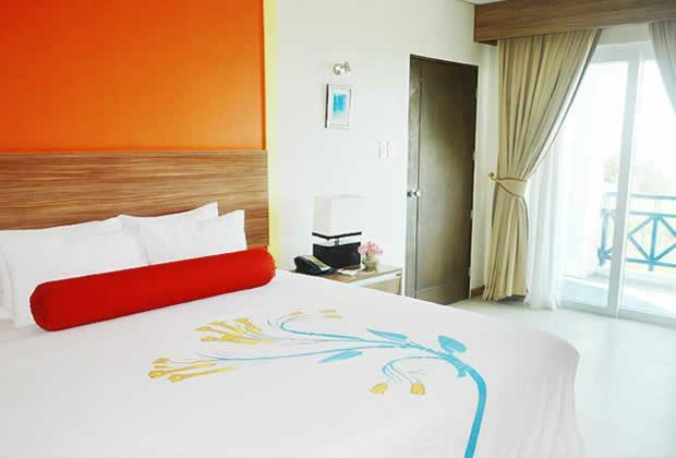 Thunderbird Resorts - Poro Point San Fernando City  Экстерьер фото